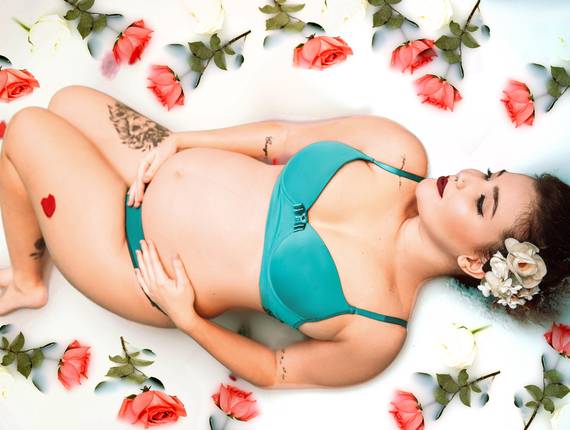 Ensaio Milk bath de Ensaio Milk Bath ou Banho de Leite