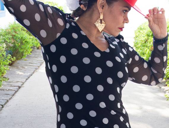 Book Pessoal e Artístico de Eliëne - Dança Flamenca