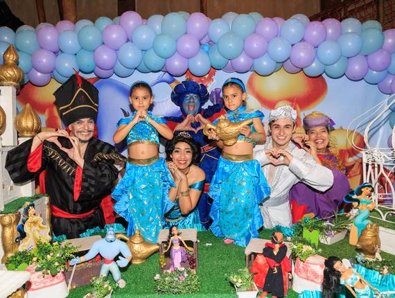 Infantil de Alice e Lara - 5 Anos