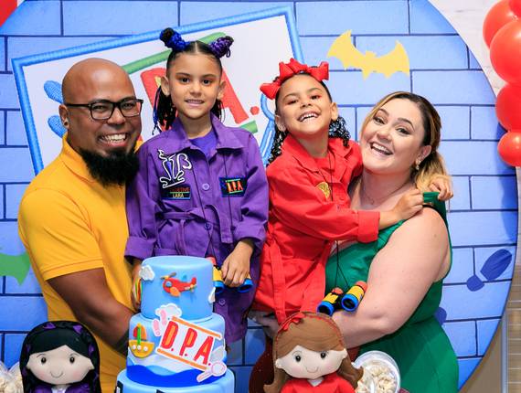 Infantil de Alice e Lara - 6 Anos