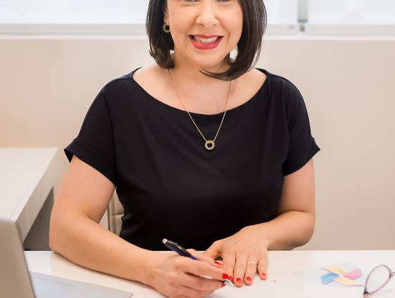 Perfil Corporativo de Ensaio Profissional | Dra. Ana Paula