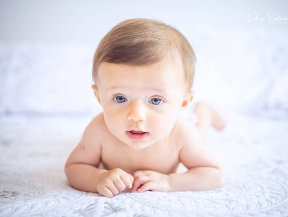 Bebês de Acompanhamento Aurora - 4 meses