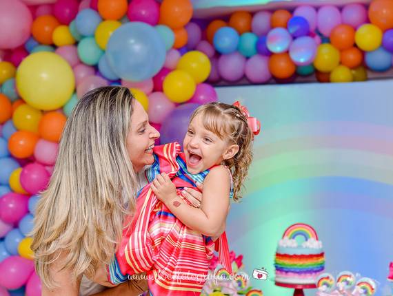 Hora de comemorar de Liz 3 anos 