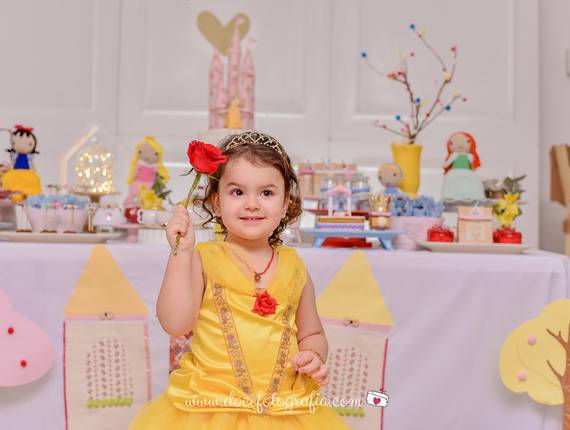 Hora de comemorar de Isa 3 anos