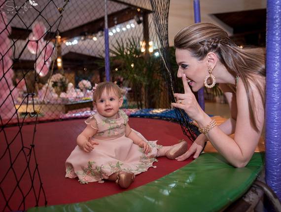 Festas de Heloísa conta um!