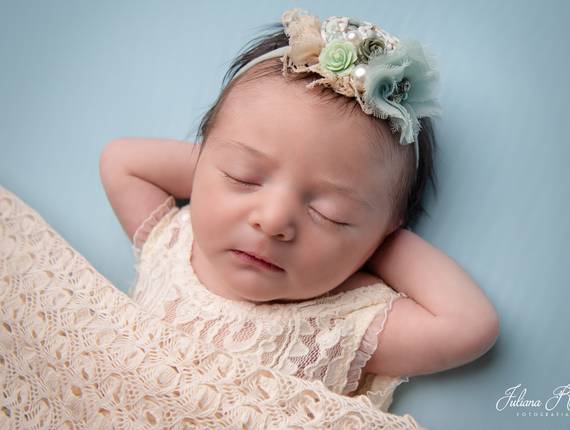 Newborn de ANTONELLA - SESSÃO DE FOTOS DE RECÉM NASCIDO