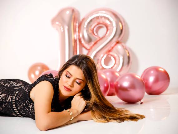 CORPORATE de STUDIO B - ANIELE/18 ANOS