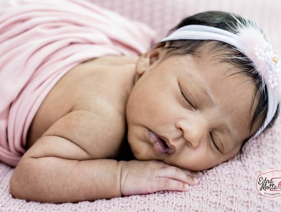 NEWBORN de Newborn Lisa