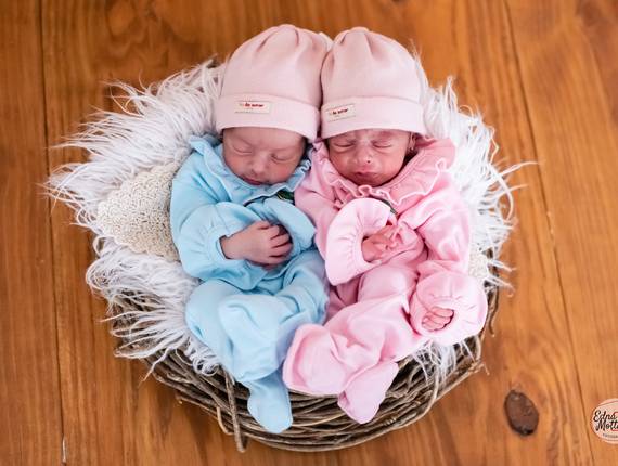 NEWBORN de Ensaio gêmeas 14 dias