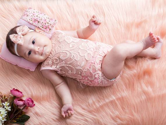 Acompanhamento mensal menina de Maria Clara 2 meses