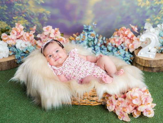 Acompanhamento mensal menina de Penélope 2 meses