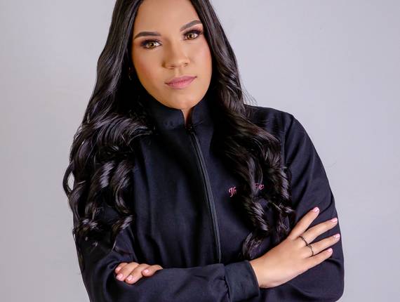 Perfil Profissional de Jhulle Ferreira