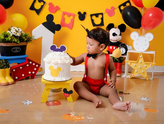 Smash The Cake de Lucas - Esmagando o bolo