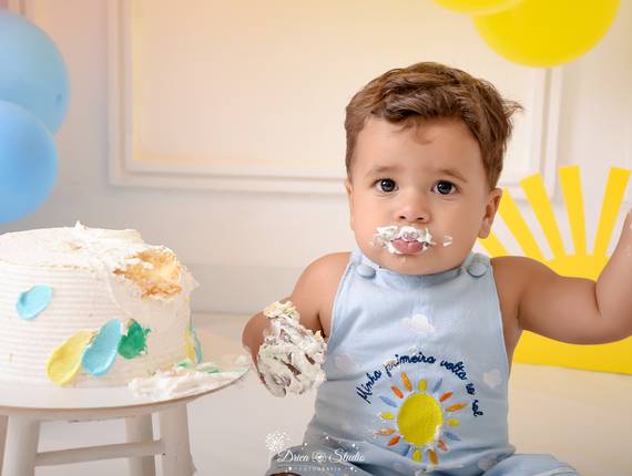 Smash The Cake de Minha primeira volta ao sol de Levi