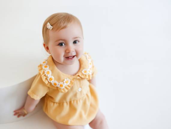 Bebês de 1 a 12 meses de Maitê - 08 Meses