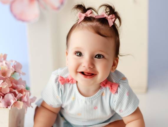 Bebês de 1 a 12 meses de Gabriela - 08 Meses