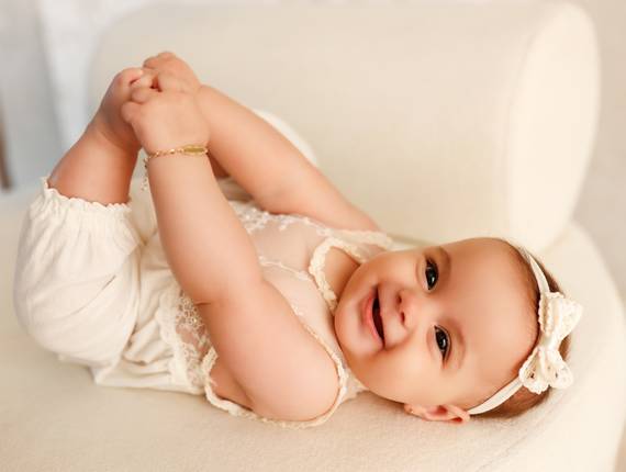 Bebês de 1 a 12 meses de Sarah - 06 Meses