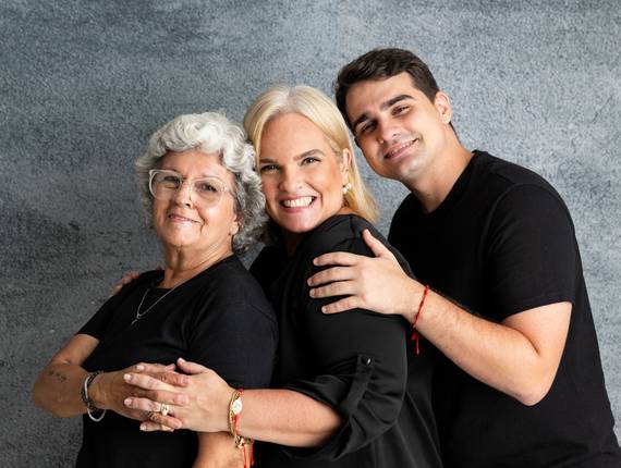 Família de Família da Renata