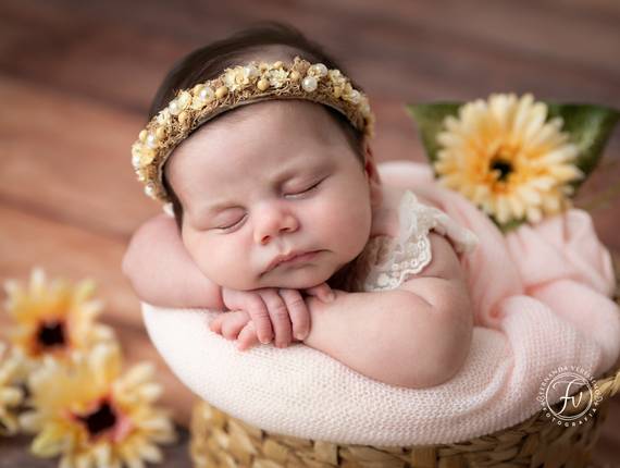 Newborn de Newborn da Alice