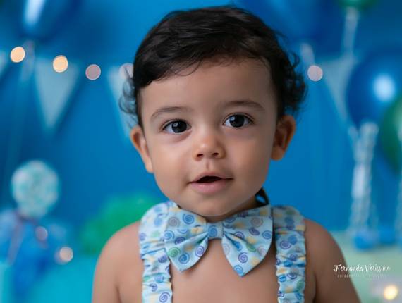 Smash the Cake de João Heitor fazendo 1 ano