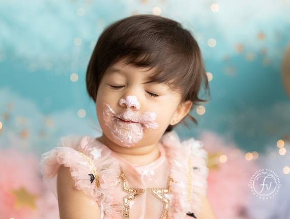 Smash the Cake de Brilha Brilha Estrelinha Laura!