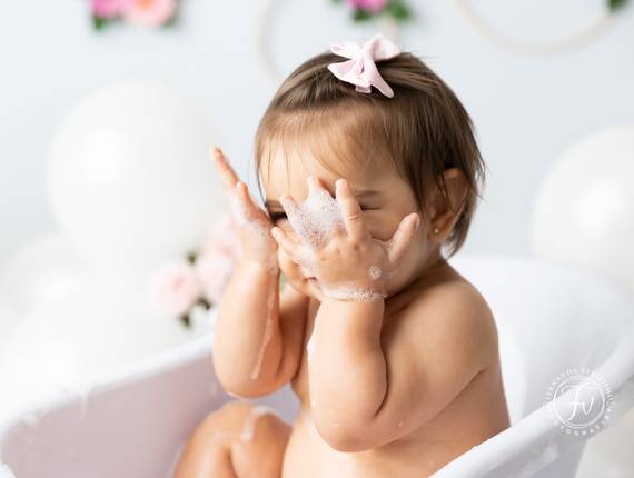 Smash the Cake de Carolina completou 1