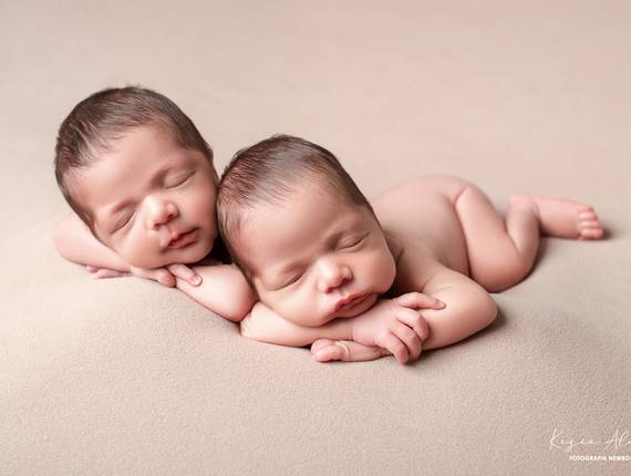 NEWBORN de Newborn Joaquim e Vicente