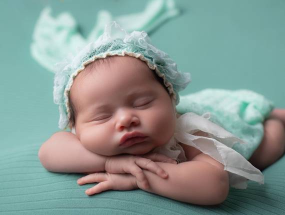 NEWBORN de Newborn_Luna