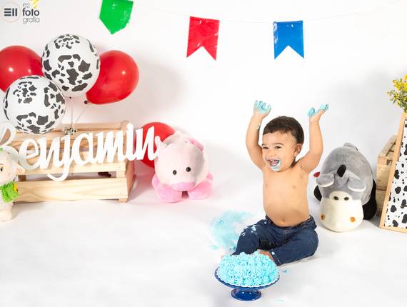 Ensaio Smash the Cake de Benjamin - Smash the Cake