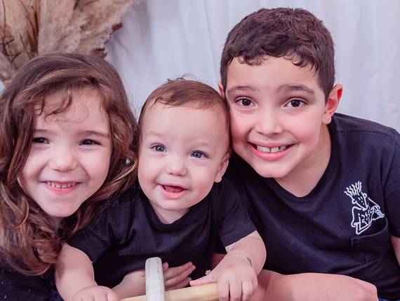 FAMÍLIA de Kethely e Familia 