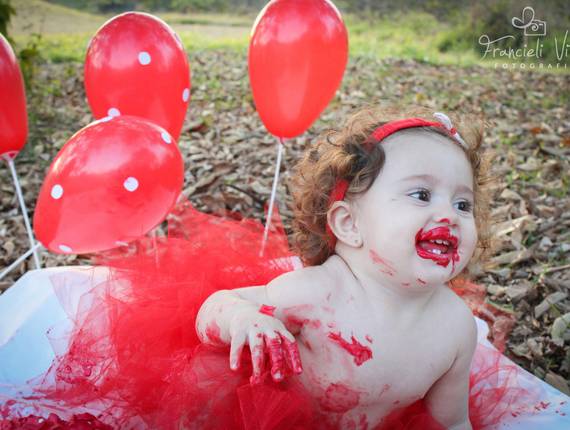 Smash the cake of Maria Eduarda