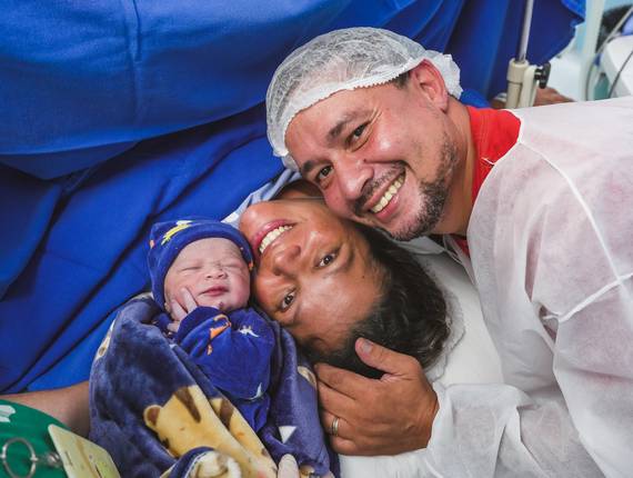 Parto Cesárea de Nascimento Pedro