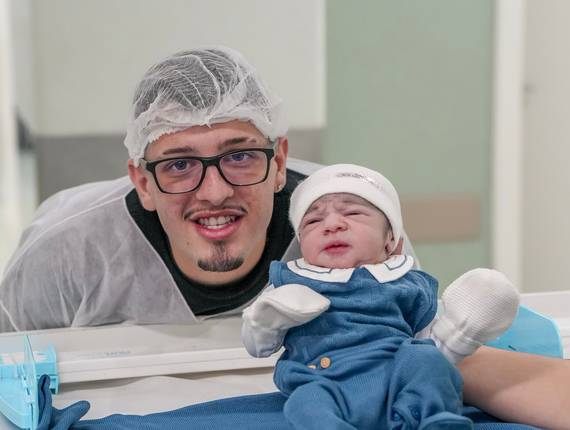 Parto Cesárea de Nascimento Pedro