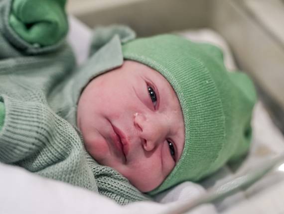 Parto Cesárea de Nascimento Henry 