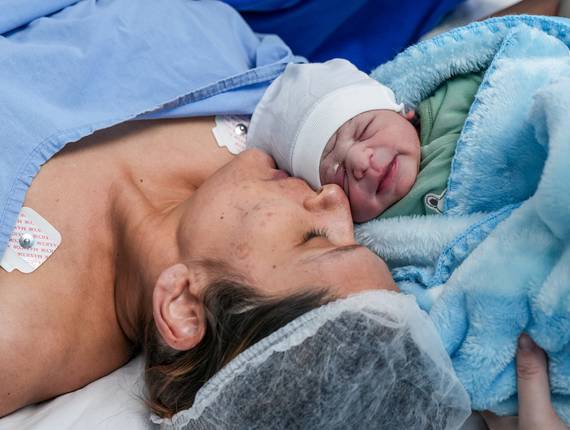 Parto Cesárea de Nascimento Bernardo