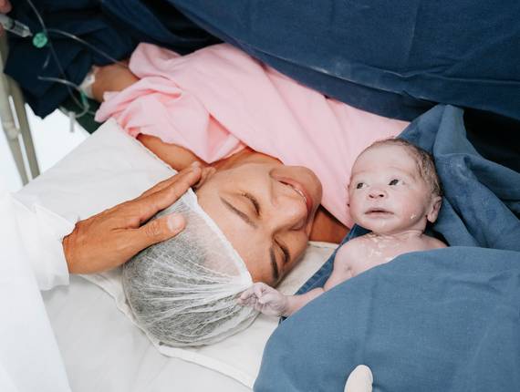 Parto Cesárea de Nascimento Augusto