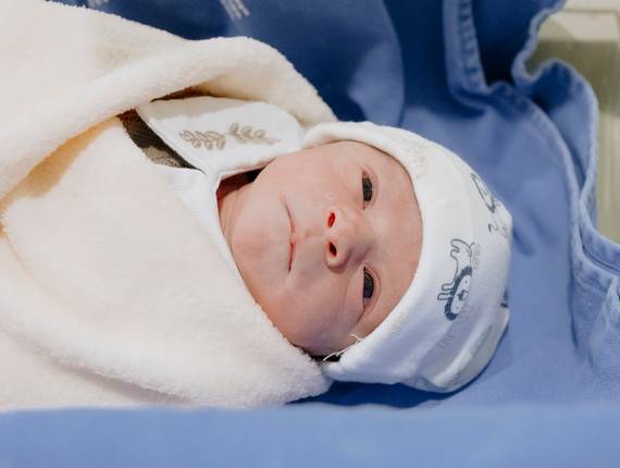 Parto Cesárea de Nascimento Noah