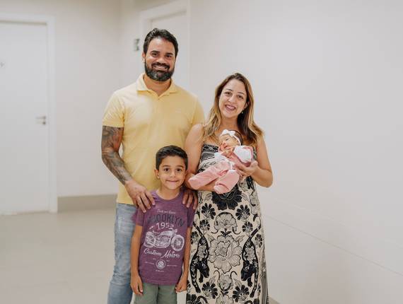 Parto Cesárea de Nascimento Marisa