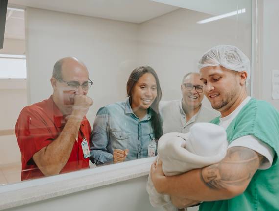 Parto Cesárea de Nascimento Yuri Miguel