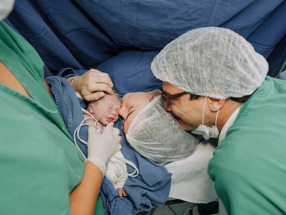 Parto Cesárea de Nascimento Ana Lívia