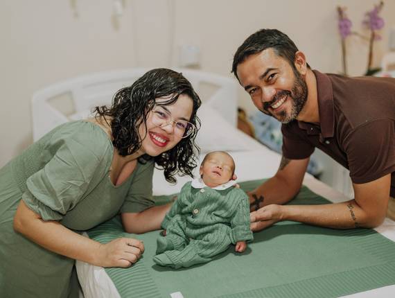 Parto Cesárea de Nascimento Antony