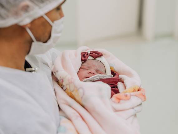 Parto Cesárea de Nascimento Yasmin