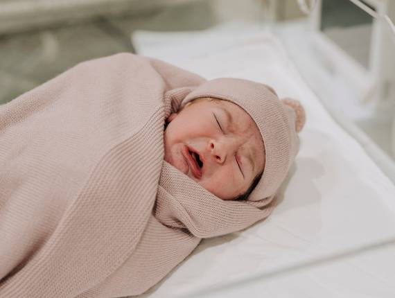 Parto Cesárea de Nascimento Manuela