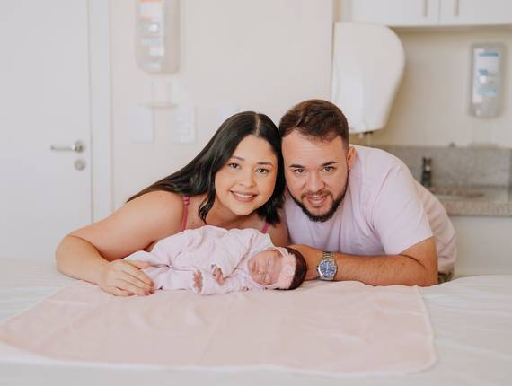 Parto Cesárea de Nascimento Cecília