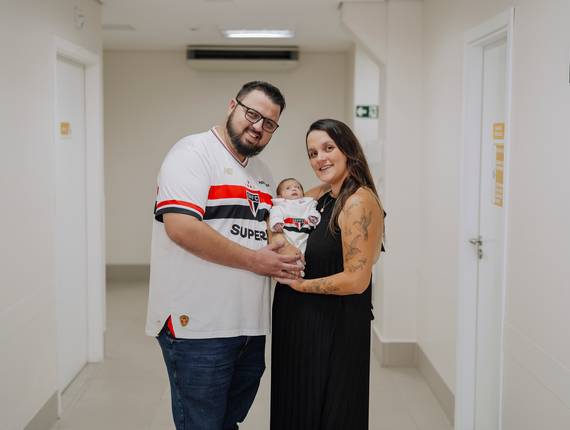 Parto Cesárea de Nascimento Bento