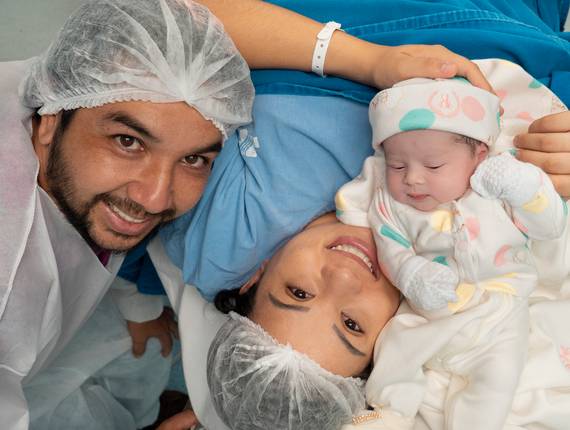 Parto Cesárea de Nascimento Alícia