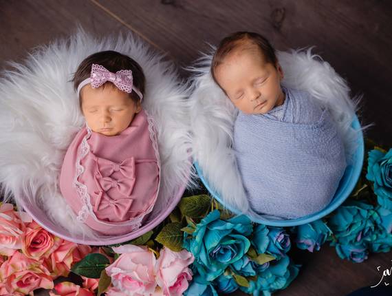 Ensaio Newborn  de Newborn de Gêmeos 