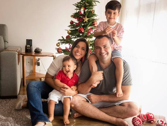 Ensaio de família de Ensaio de Natal Mari e família