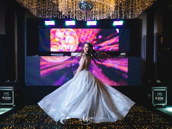 FESTA DOS QUINZE de  ⑮ Laura Luchesi ⑮