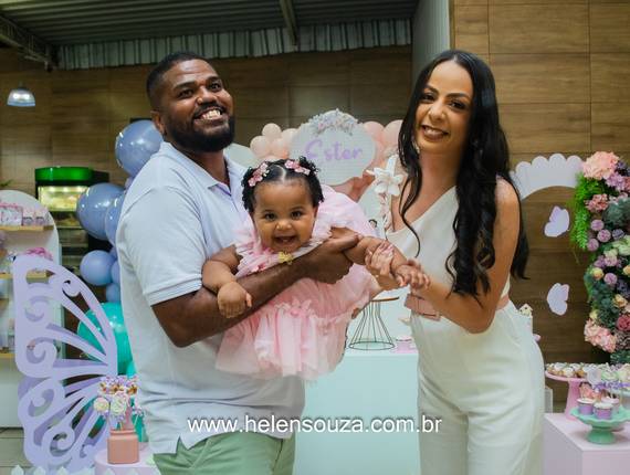 Festa infantil de Ester 1 aninho